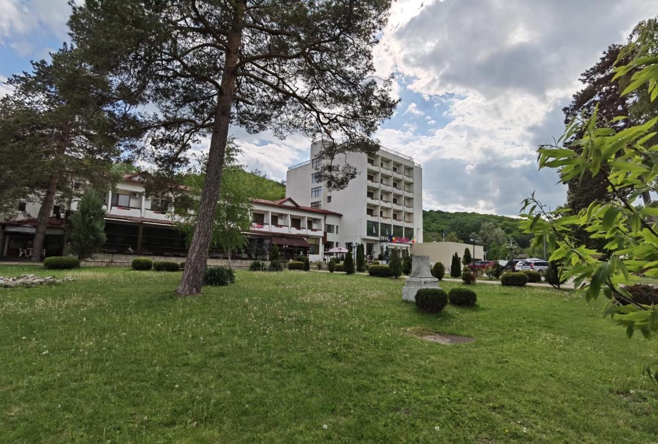 Hotel Spa Cazino Monteoru Sărata-Monteoru Eksteriør billede